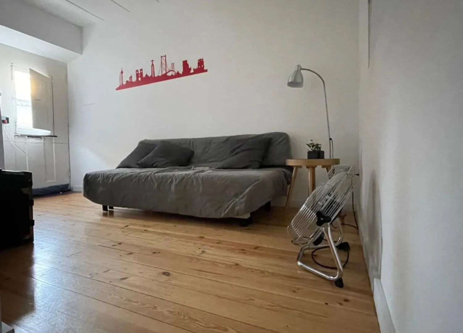 Watching Lisbon Apartments